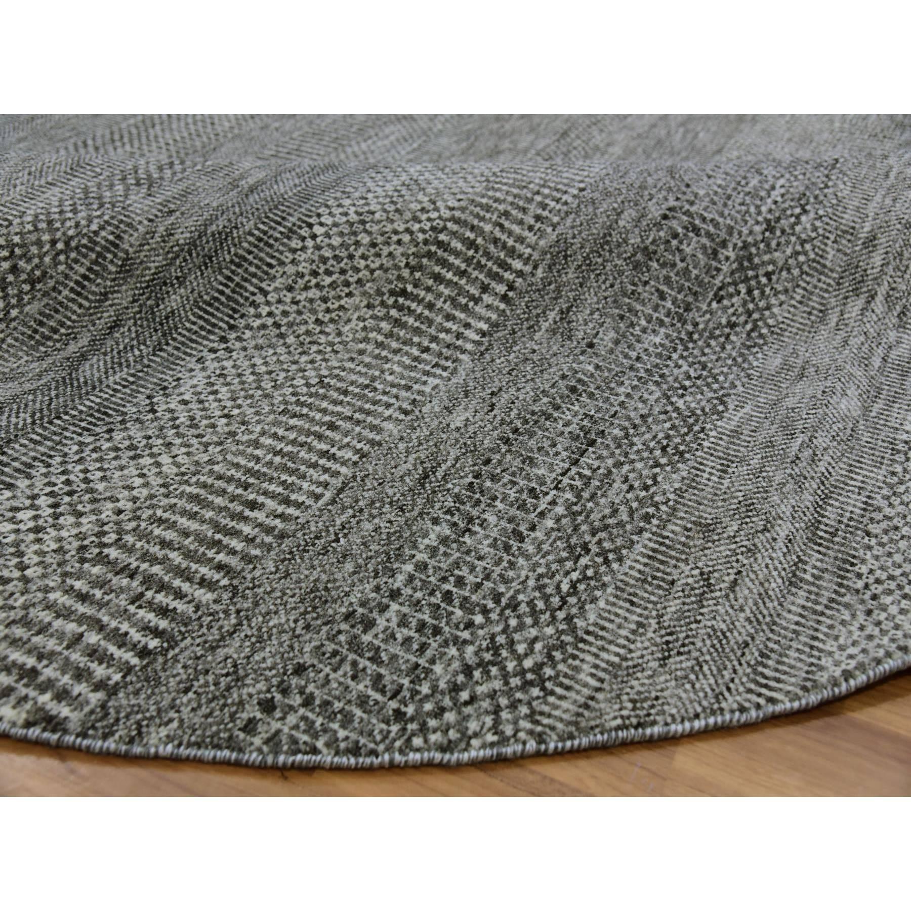 8'x8' Solide Grau Hand geknüpft Undyed 100% Wolle Modern Grass Design Runde Teppich (21. Jahrhundert und zeitgenössisch) im Angebot