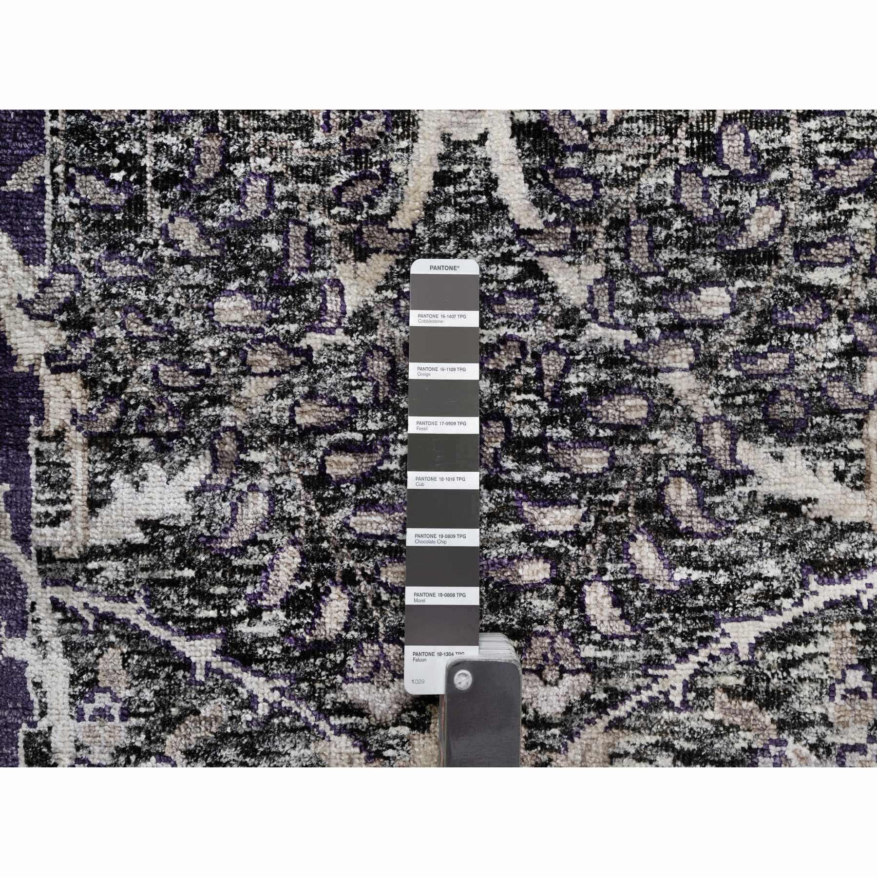 XXIe siècle et contemporain 8'x8' Tarmac Brown Tapis oriental rond à feuilles de faucille en laine et soie nouées à la main en vente