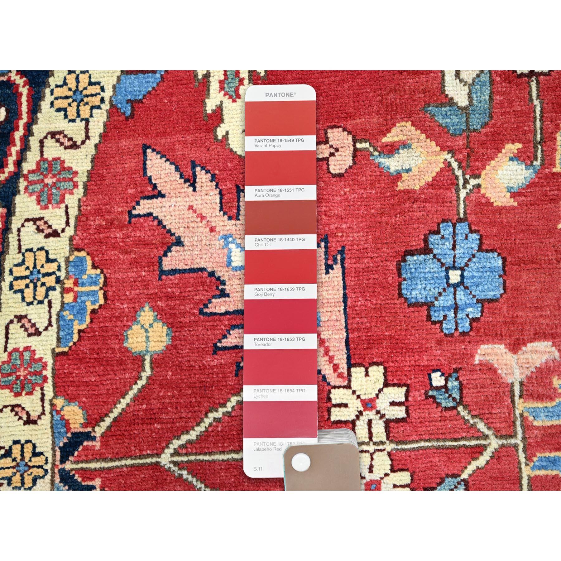 XXI secolo e contemporaneo 8'x8' Valiant Poppy Red Wool Annodato a mano con trama più densa Tappeto Orientale Rotondo in vendita