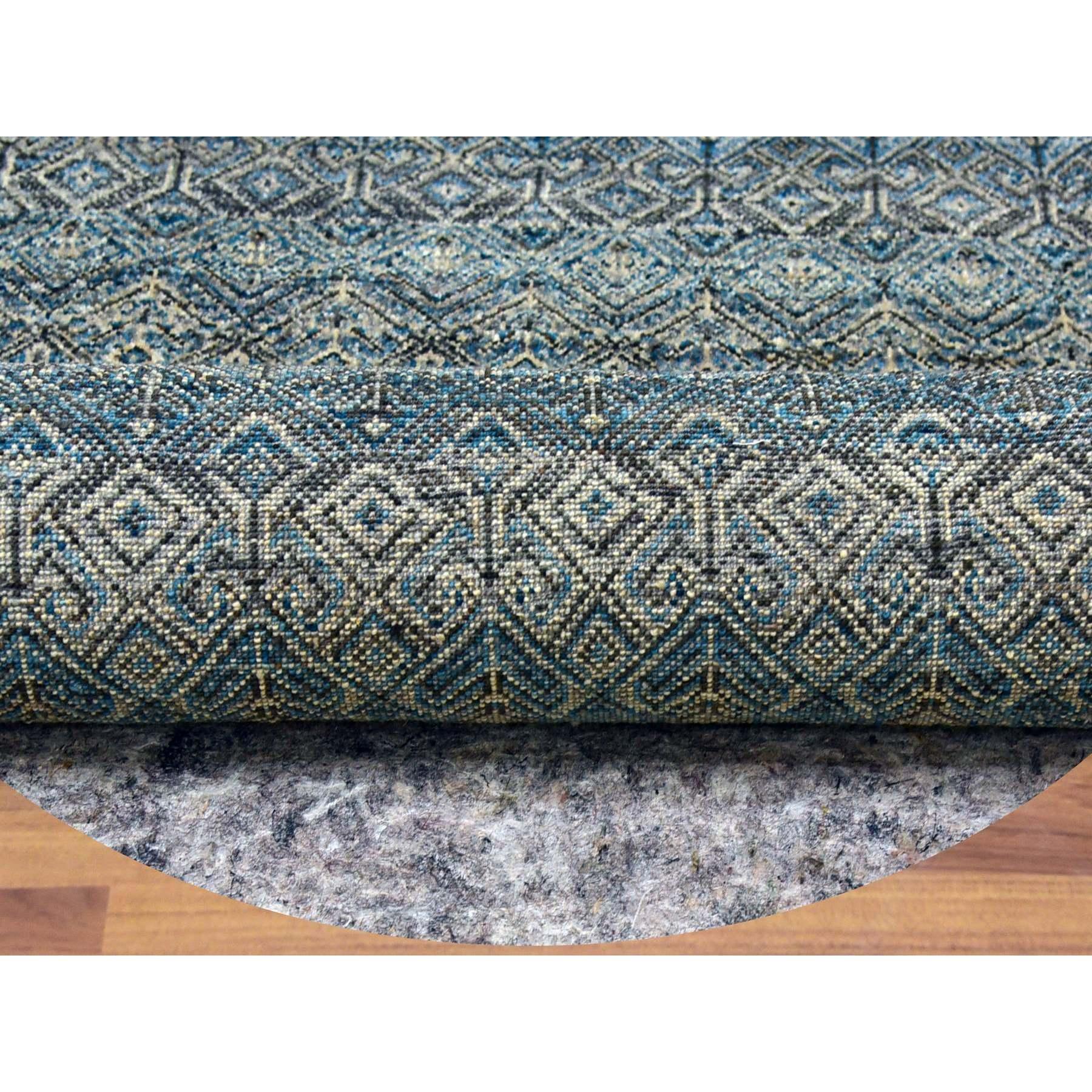Indien 8'x8' Yale Blue Herat Small Repetitive Design Plush Wool Hand Knotsted Round Rug (Tapis rond en laine nouée à la main) en vente