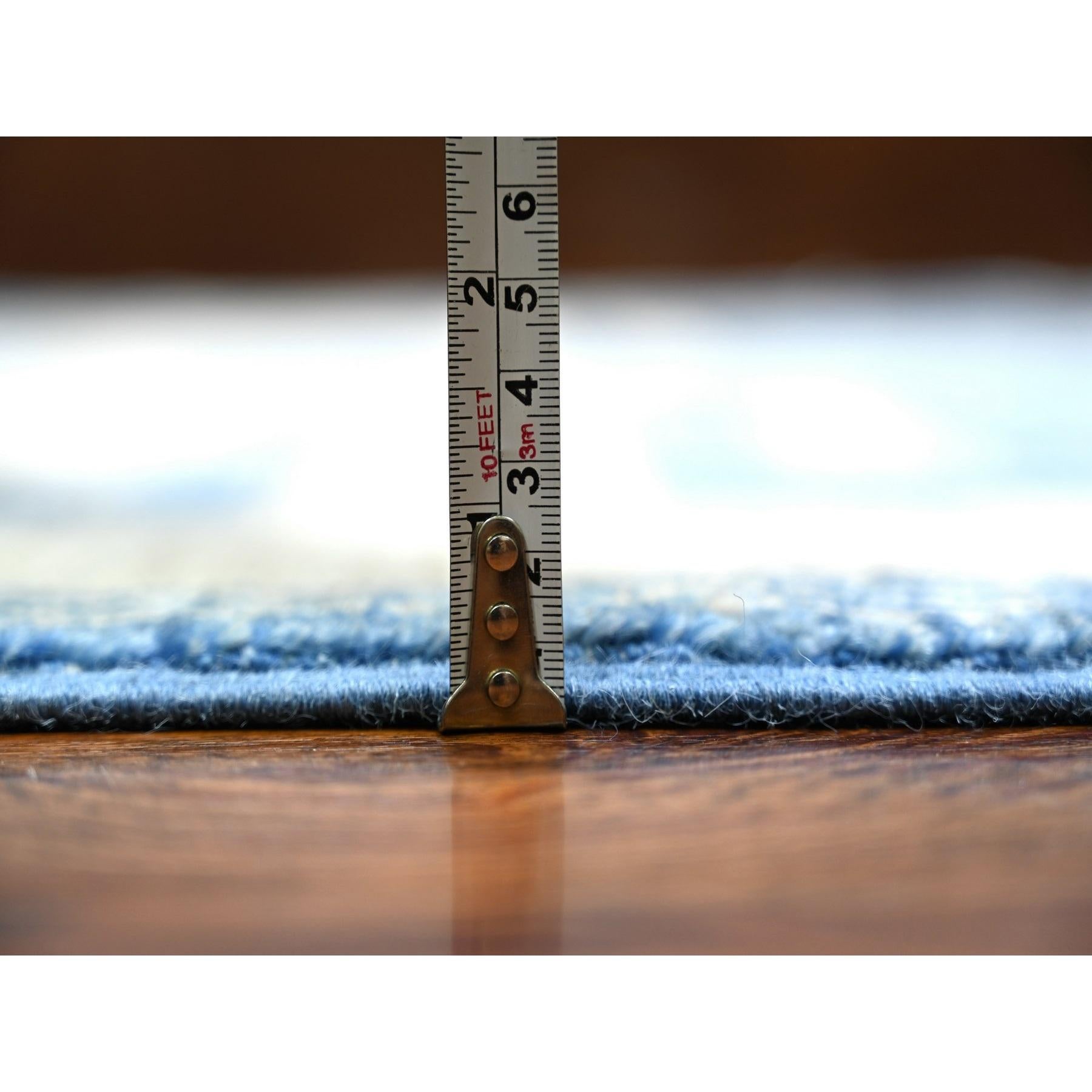 8'x9' Denim Blau Fein Peshawar Weiche Wolle Handgeknüpft TeppichOriental Rug im Angebot 4