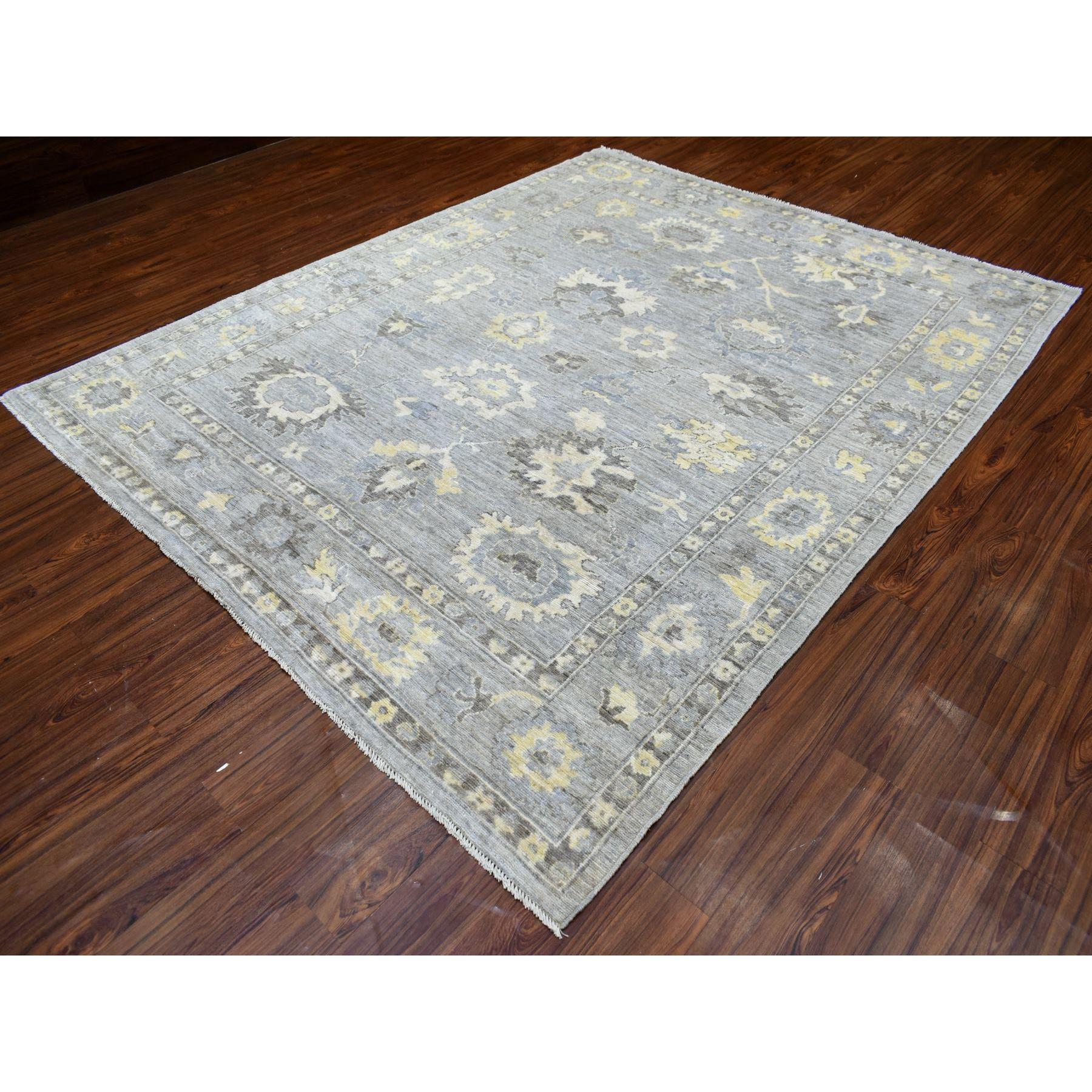 Noué à la main 8'x9'10