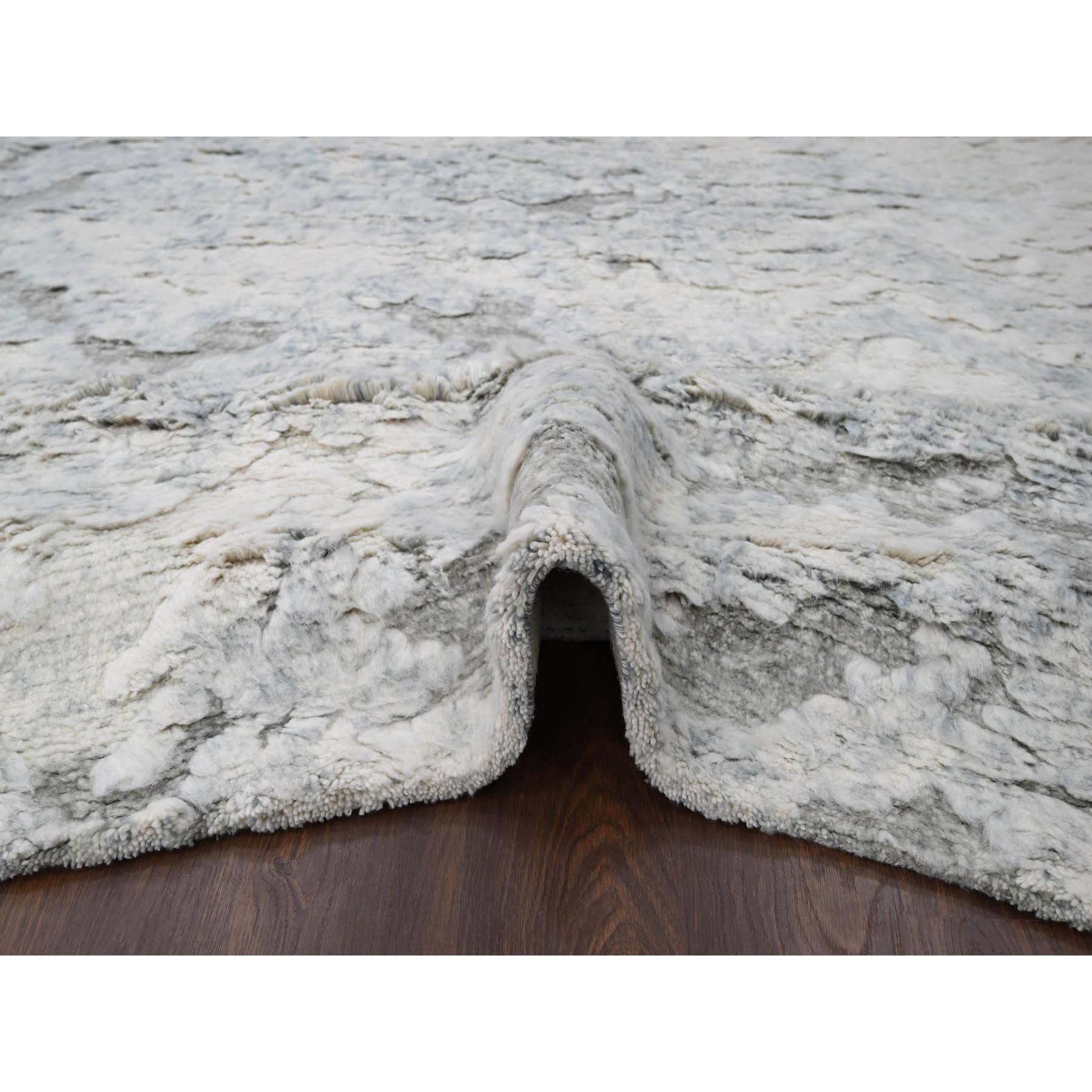 Noué à la main 8'x9'10