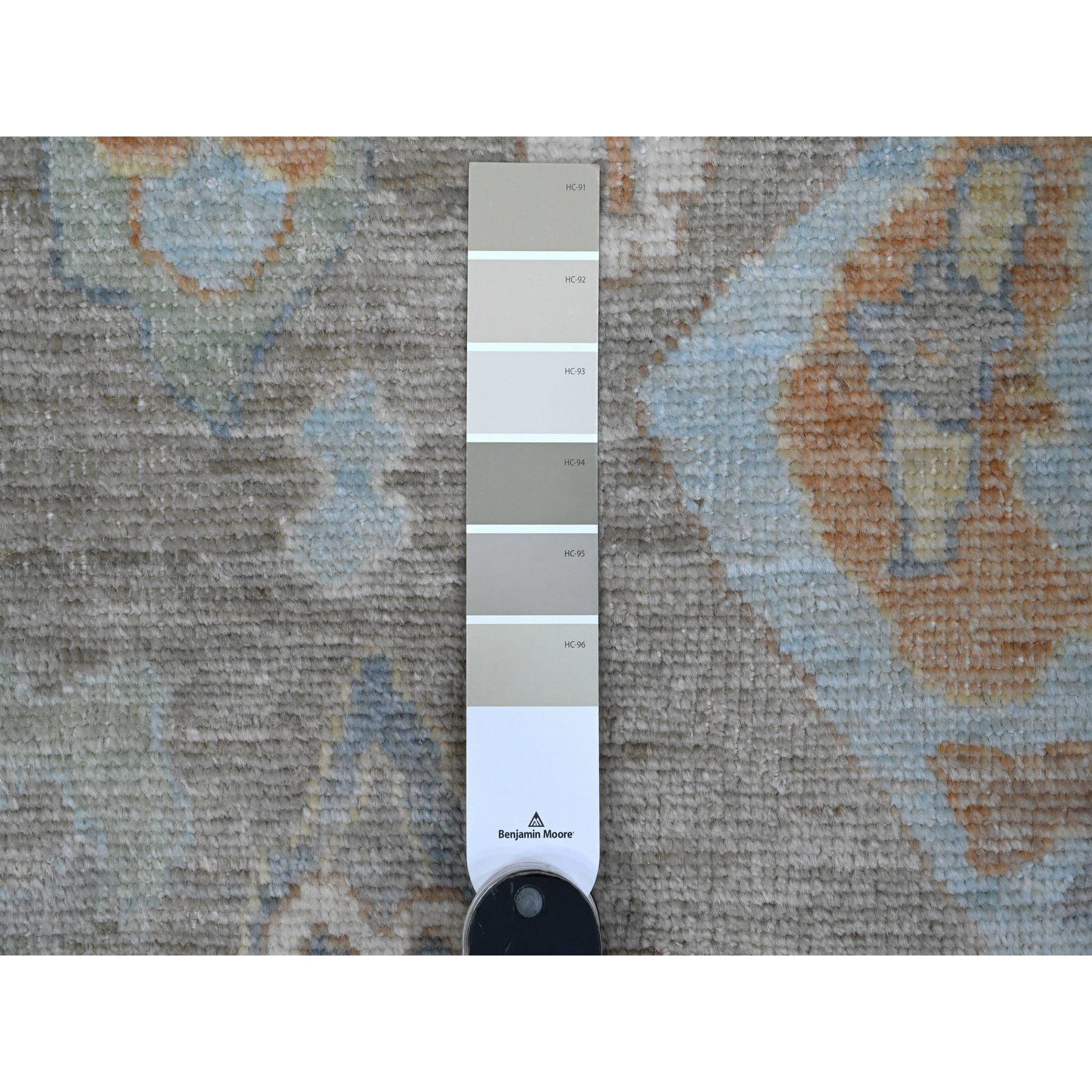 Lana Tappeto orientale Anvil Gray Extra Soft Wool Weft Afghan Angora Oushak in vendita