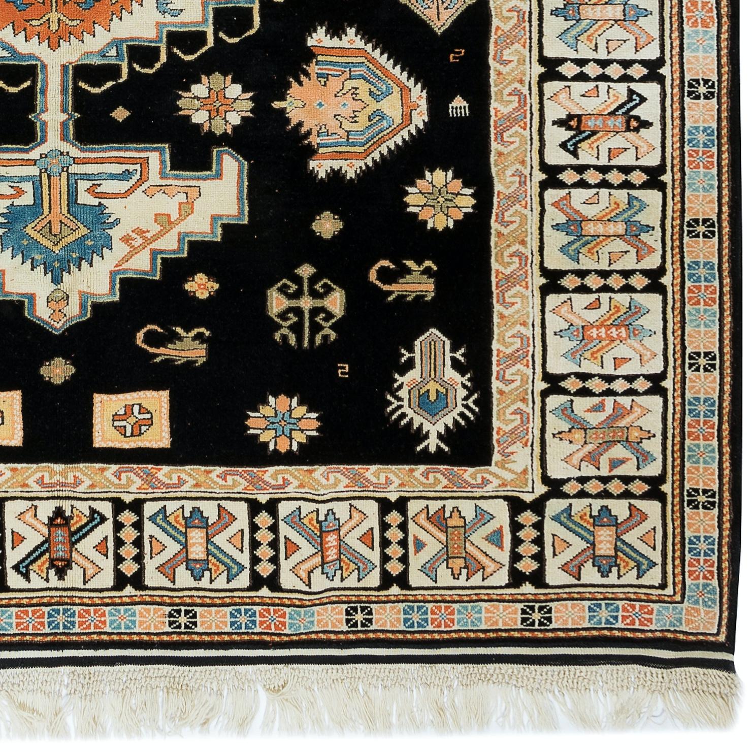 8x9.8 Ft Outstanding Modern Handmade Turkish Wool Area Rug in Black & Beige In Excellent Condition For Sale In Spring Valley, NY