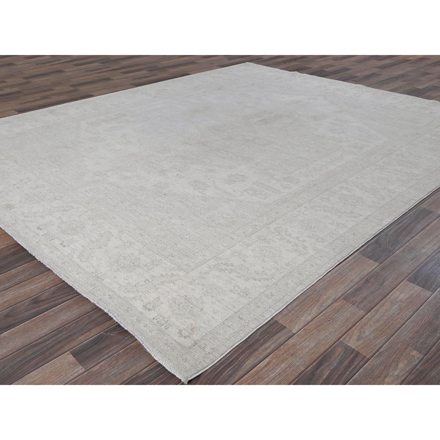 Afghan 8'x9'9