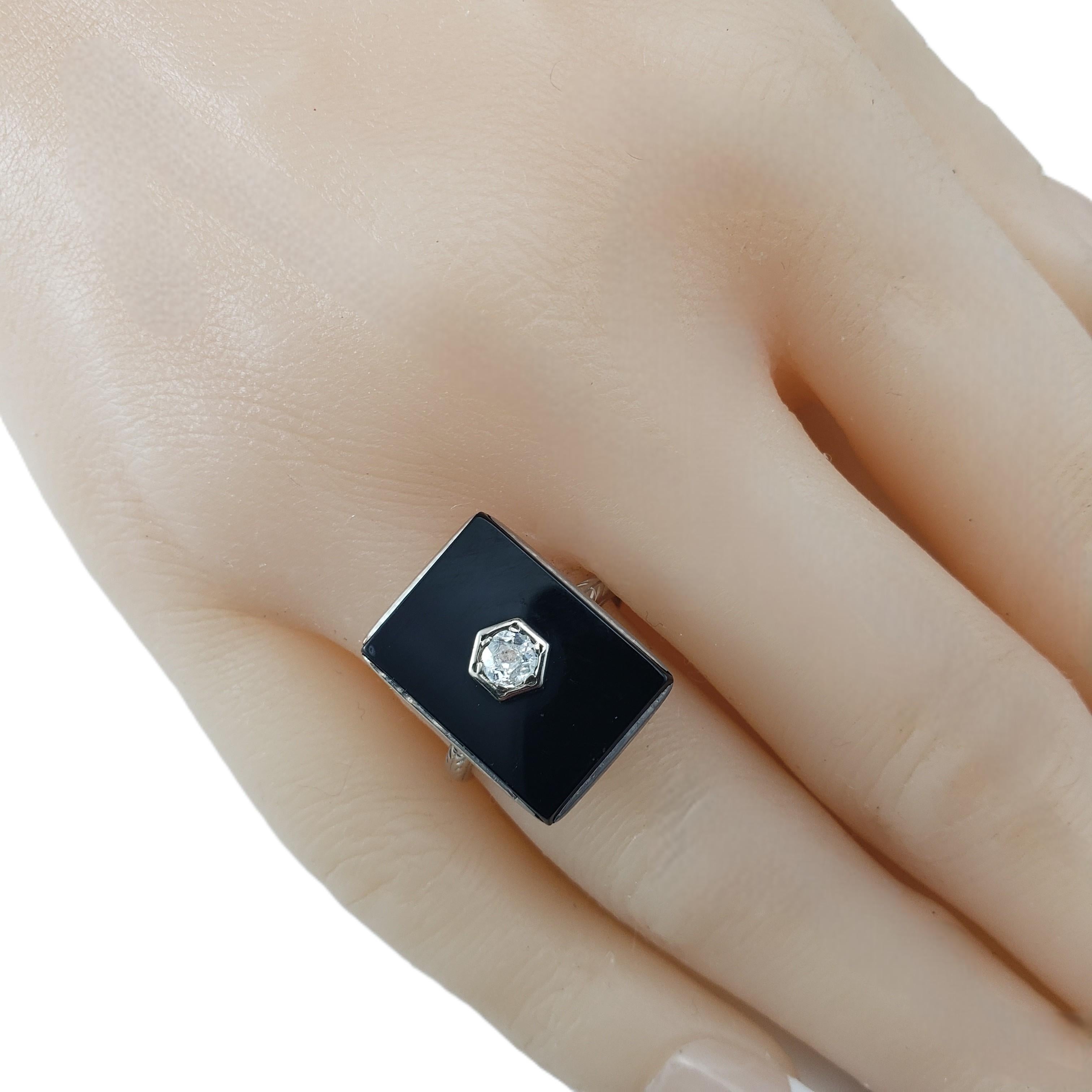 9 - 10 Karat White Gold Onyx and Diamond Ring Size 7.25 #21438 For Sale 2
