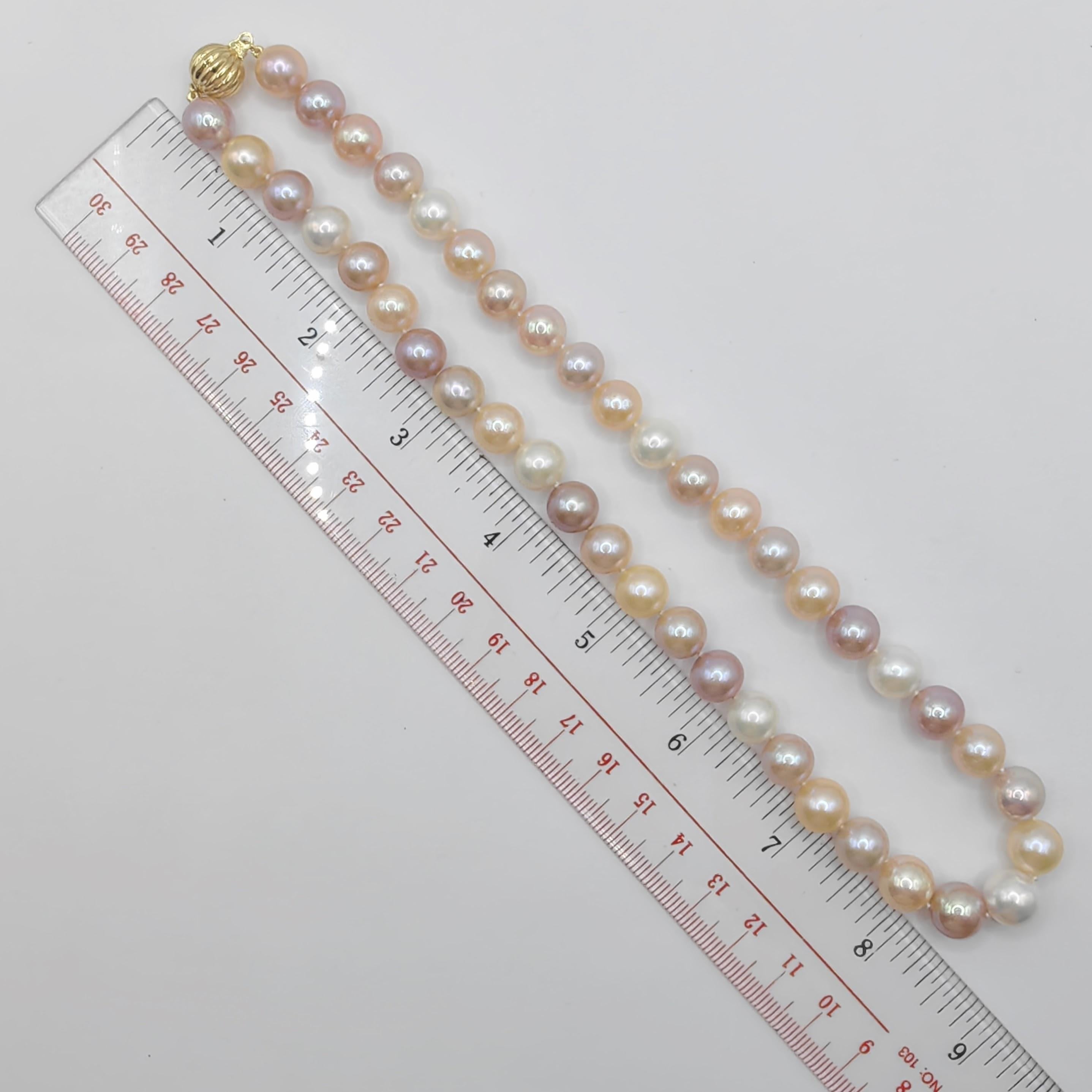 9-10mm Candy Pastel Multi-Color Round Pearl Necklace with 18K Gold Clasp For Sale 3