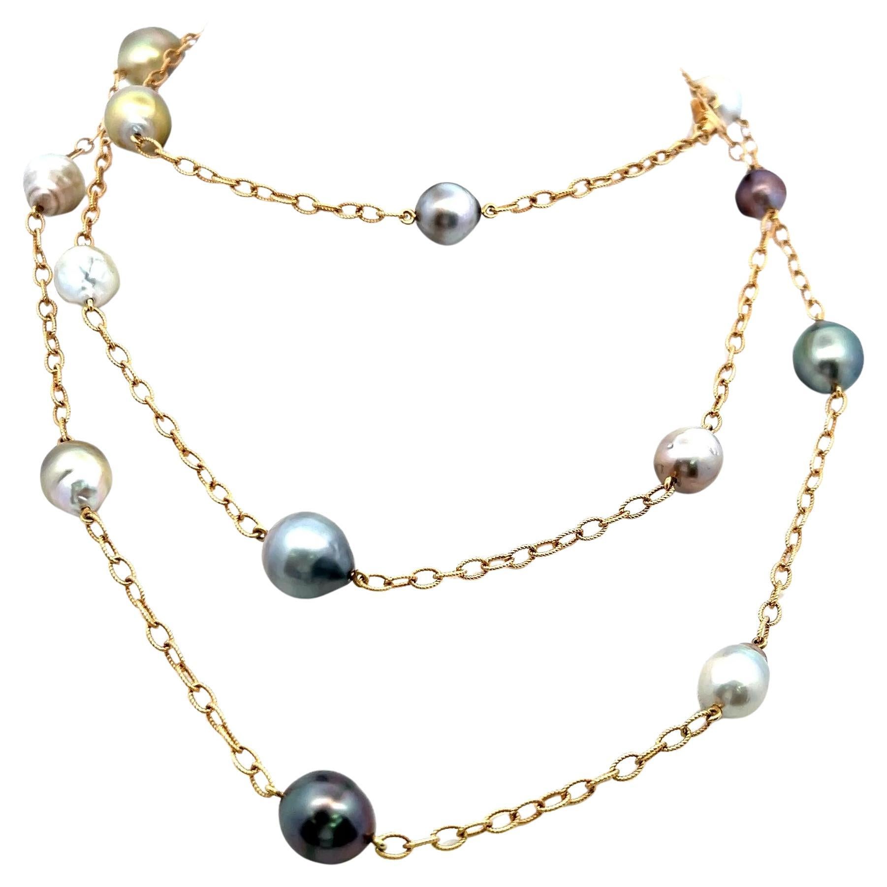 Collar de eslabones de oro amarillo de 18 quilates con perlas multicolor de 9-11,7 MM en venta