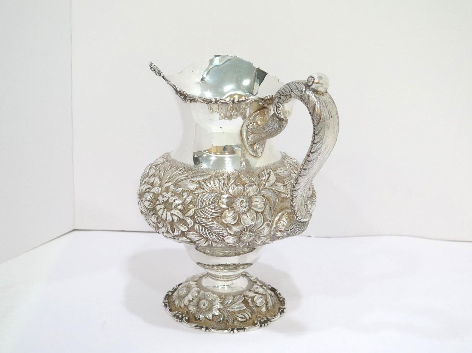 9 7/8 in - Sterling Silver Stieff Vintage Hand Chased Floral Repousse Pitcher For Sale 1