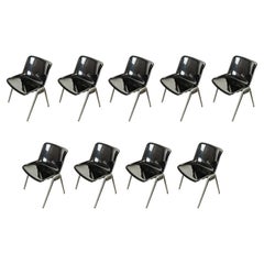 9 Chaises empilables MODUS en plastique noir et aluminium des années 1970 par Borsani pour Tecno