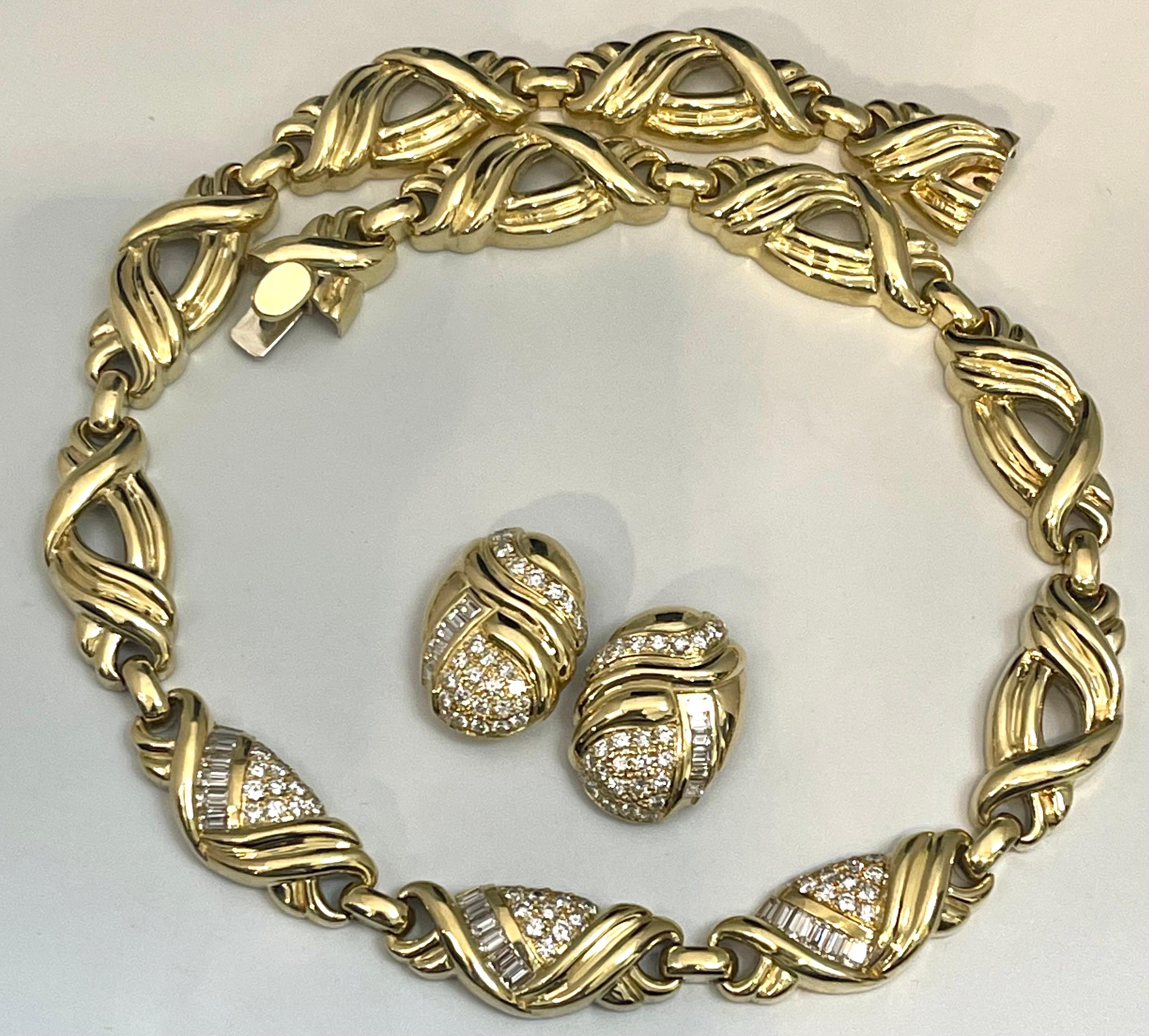 Round Cut 9 Carat Diamond Necklace & Earrings Bridal Suite 159 Gm 18 Karat Yellow Gold For Sale