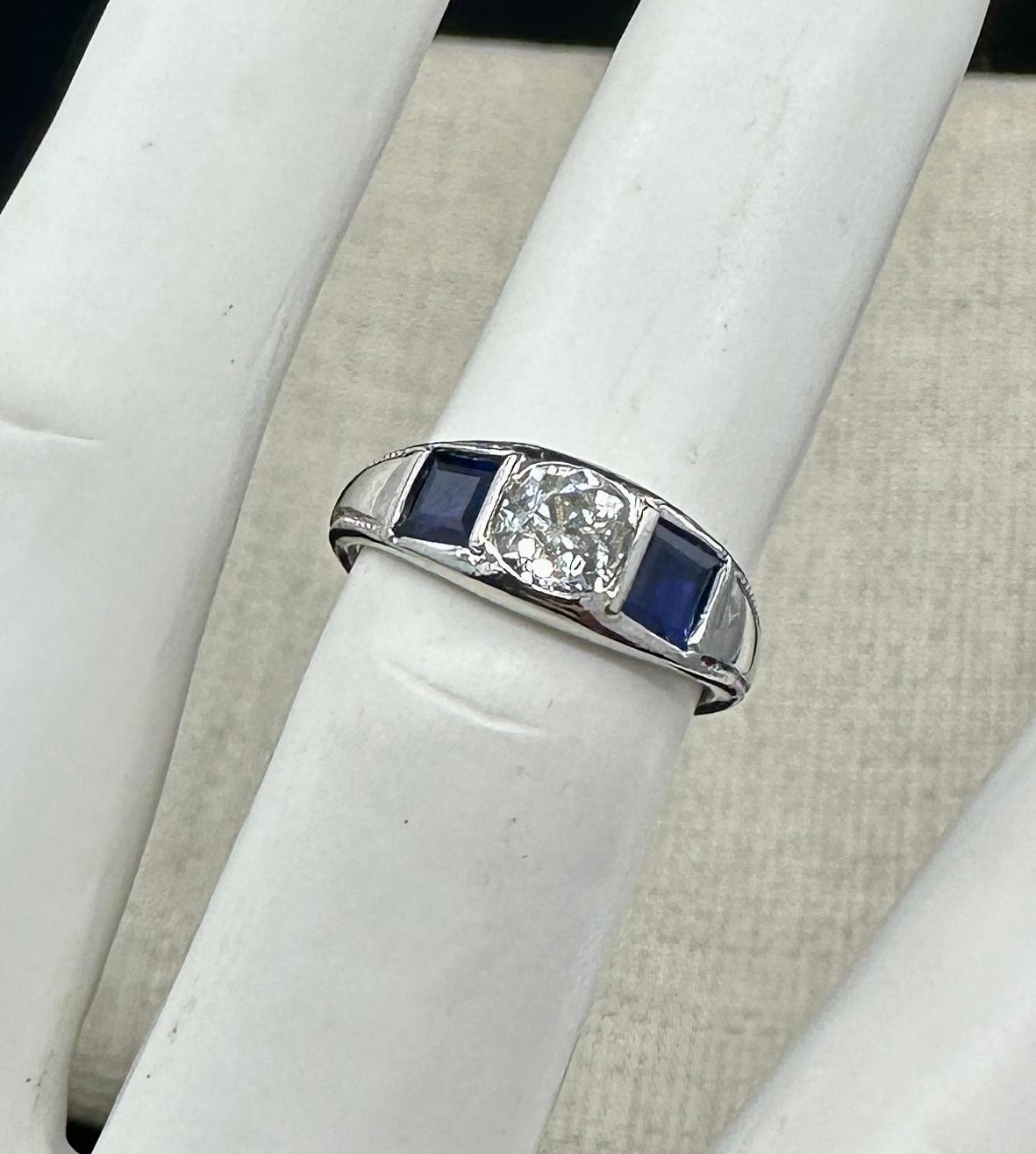 .9 Quilates Diamante Corte Princesa Zafiro Anillo de Compromiso en Platino Art Decó en venta 3