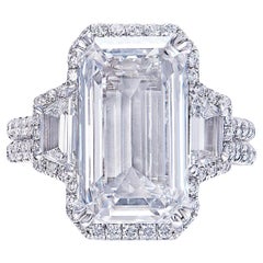 Bague de fiançailles avec diamant taille émeraude de 9 carats certifié GIA, E VVS1
