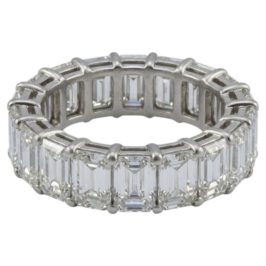 9 Carat Emerald Cut Diamond Eternity Anniversary Band in Platinum