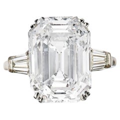 9 Carat Emerald-cut Statement / I color SI 14K White Gold