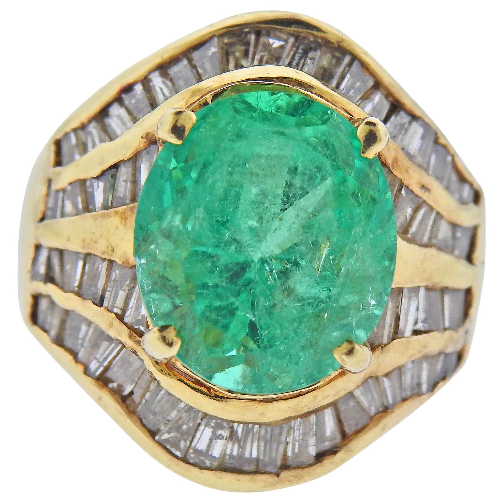 9 Carat Emerald Diamond Gold Cocktail Ring For Sale