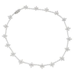 Collana di diamanti a fiore da 9 carati 18k
