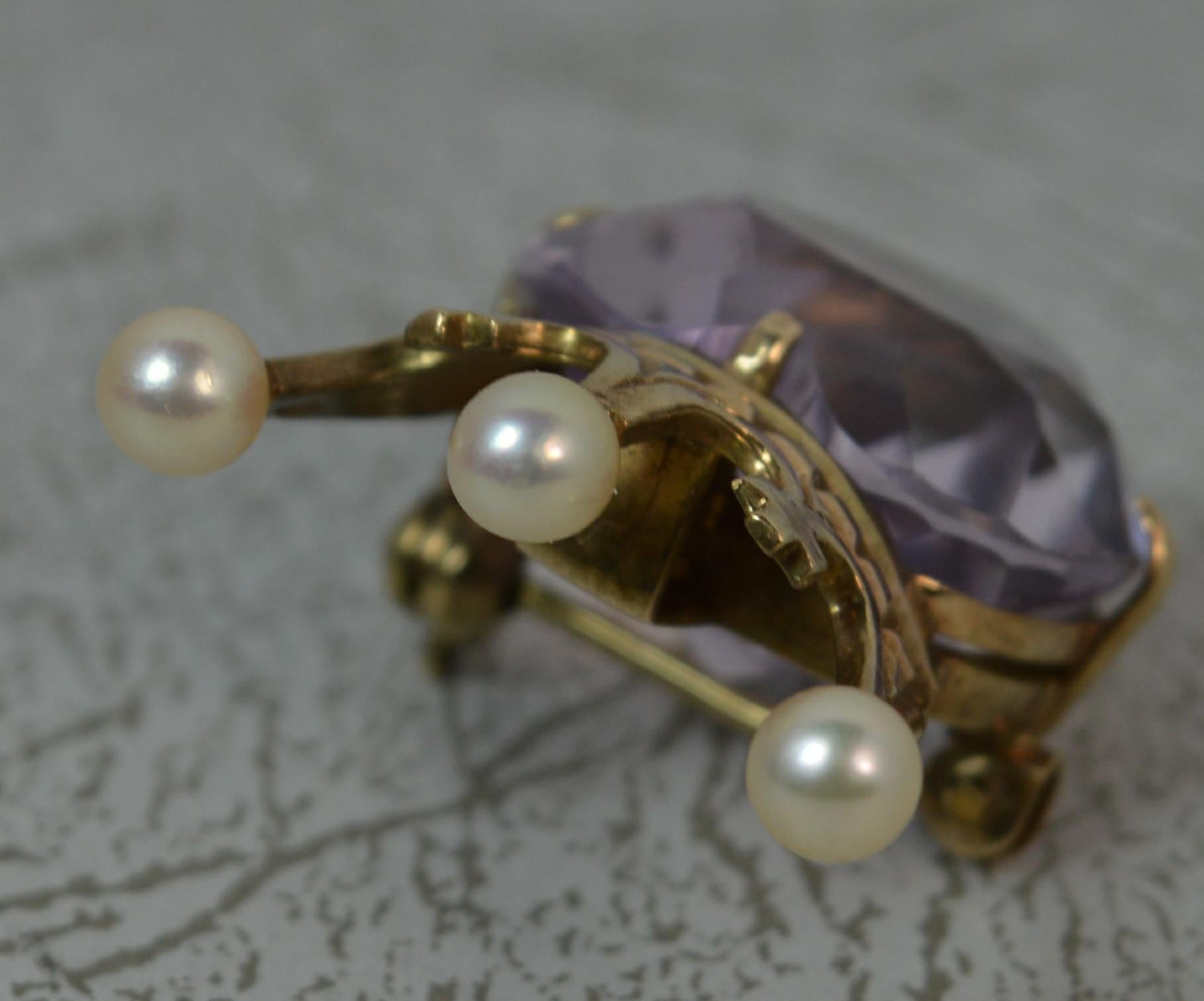 9 Carat Gold Amethyst and Pearl Heart and Crown Brooch In Excellent Condition In St Helens, GB