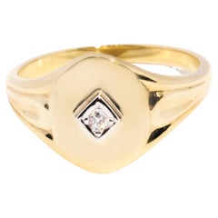 9 Carat Gold Contemporary Round Diamond Men's Vintage Inspired Signet Ring