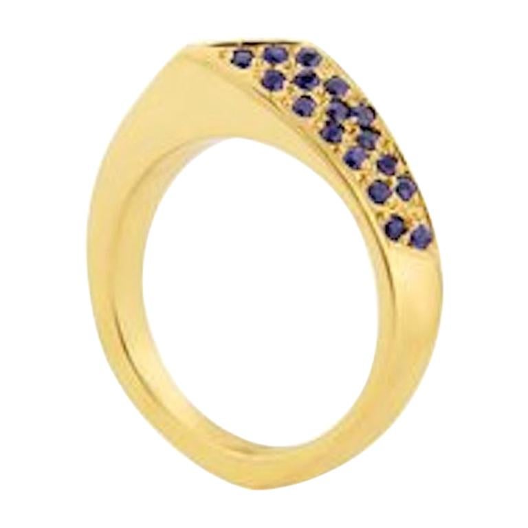 9 Carat Gold Sapphire Royal Blue Ring For Sale