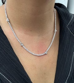 9 Carat Heart Natural Diamond Tennis Necklace in 14k Gold