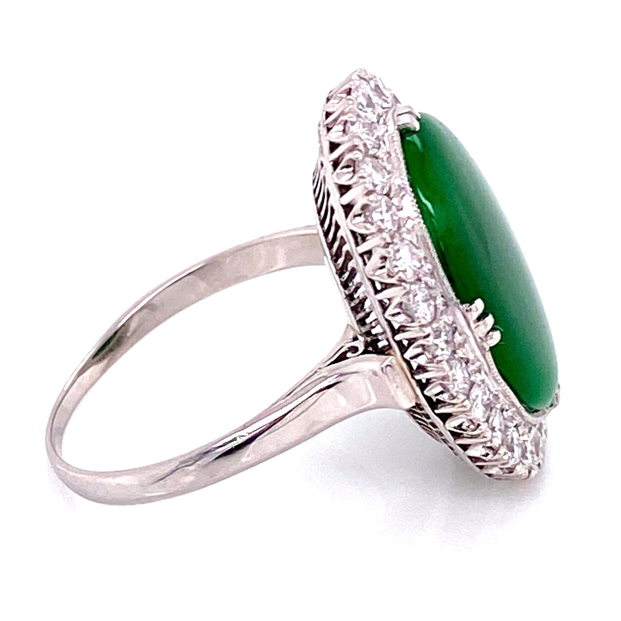 Art Deco 9 Carat Jade and Diamond Platinum Cocktail Ring Estate Fine Jewelry For Sale