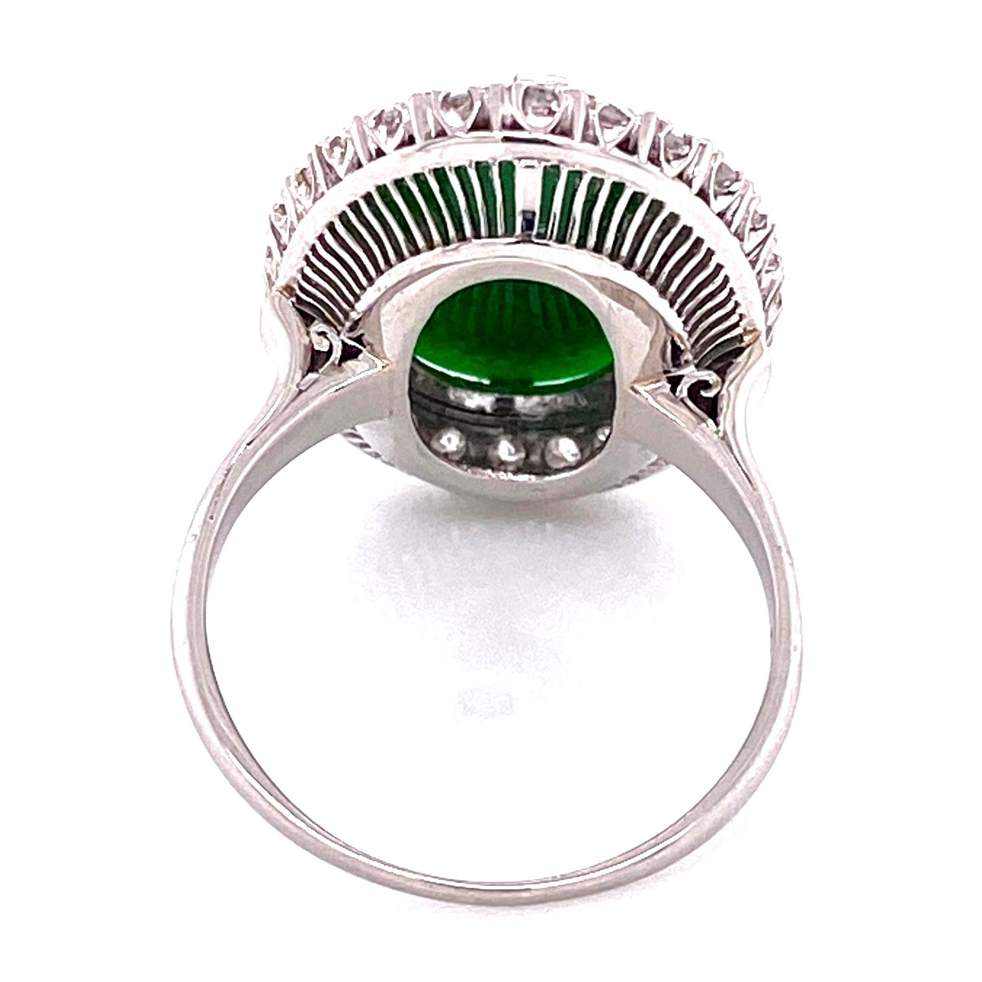 Mixed Cut 9 Carat Jade and Diamond Platinum Cocktail Ring Estate Fine Jewelry For Sale