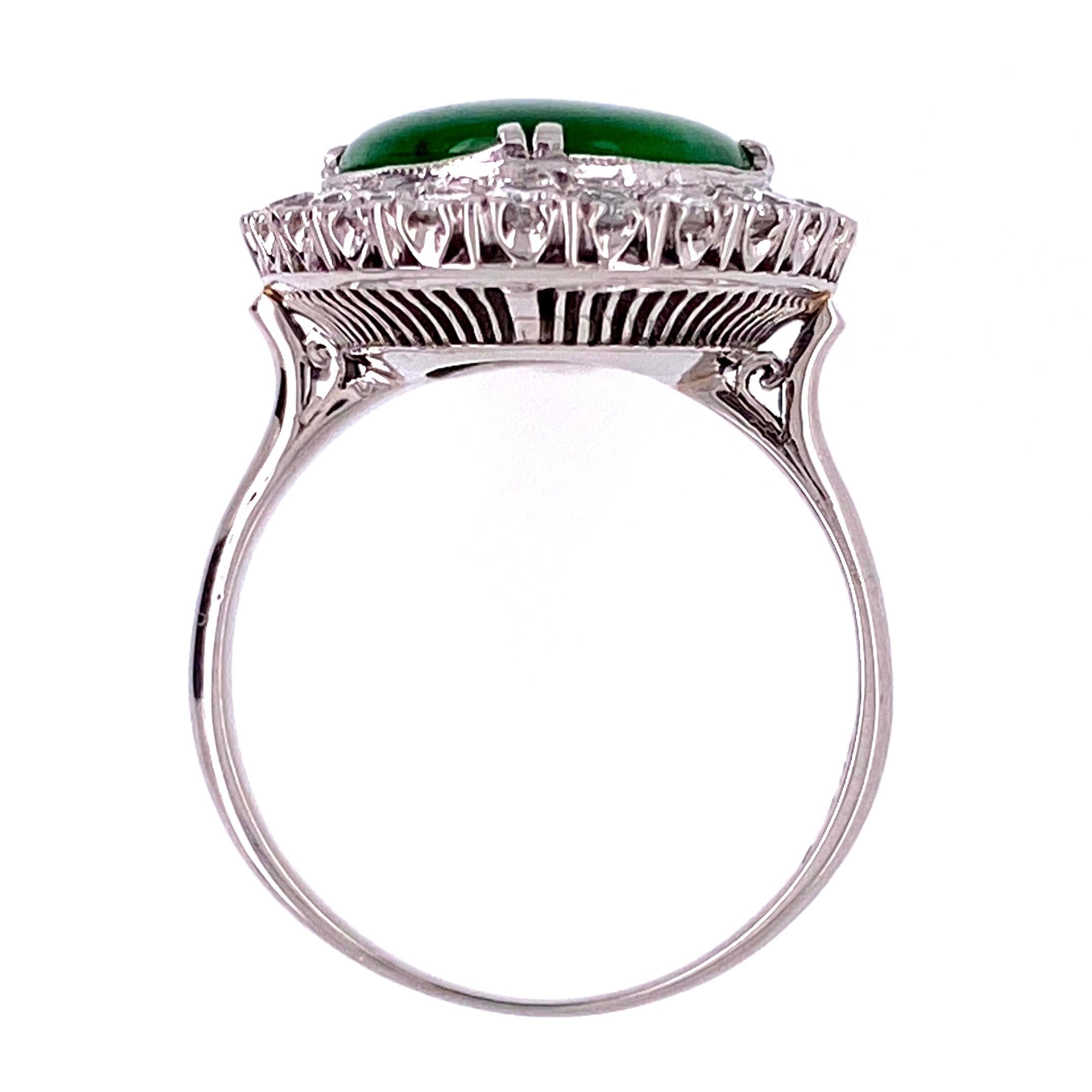 Women's or Men's 9 Carat Jade and Diamond Platinum Cocktail Ring Estate Fine Jewelry For Sale