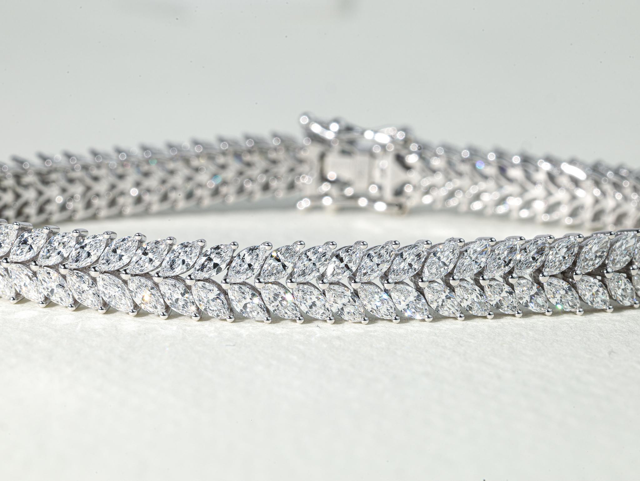 9 Carat Marquise Cut Natural Diamond Tennis Bracelet in 14k White Gold For Sale 2