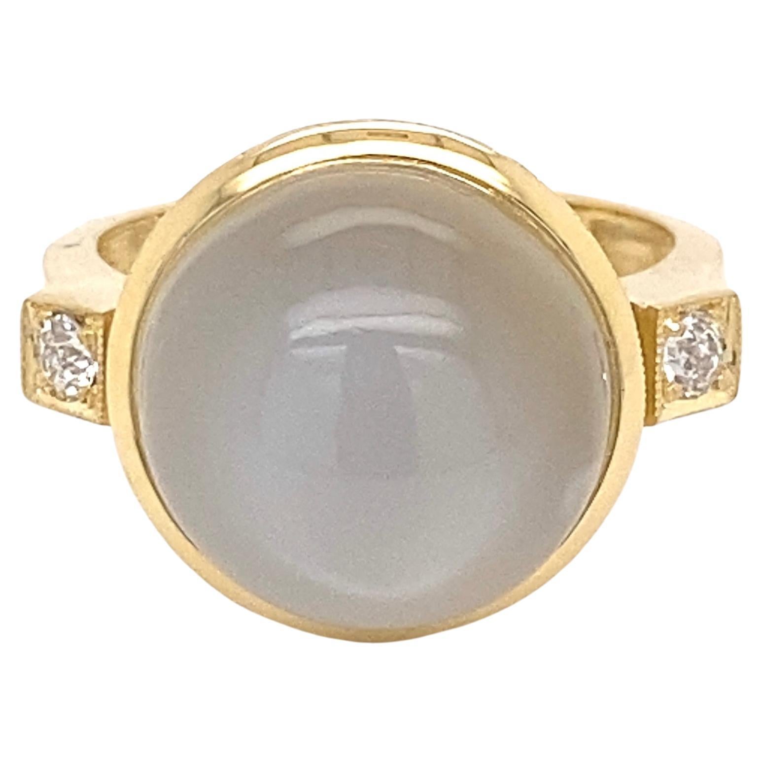 9 Carat Moonstone and Diamond Gold Ring For Sale