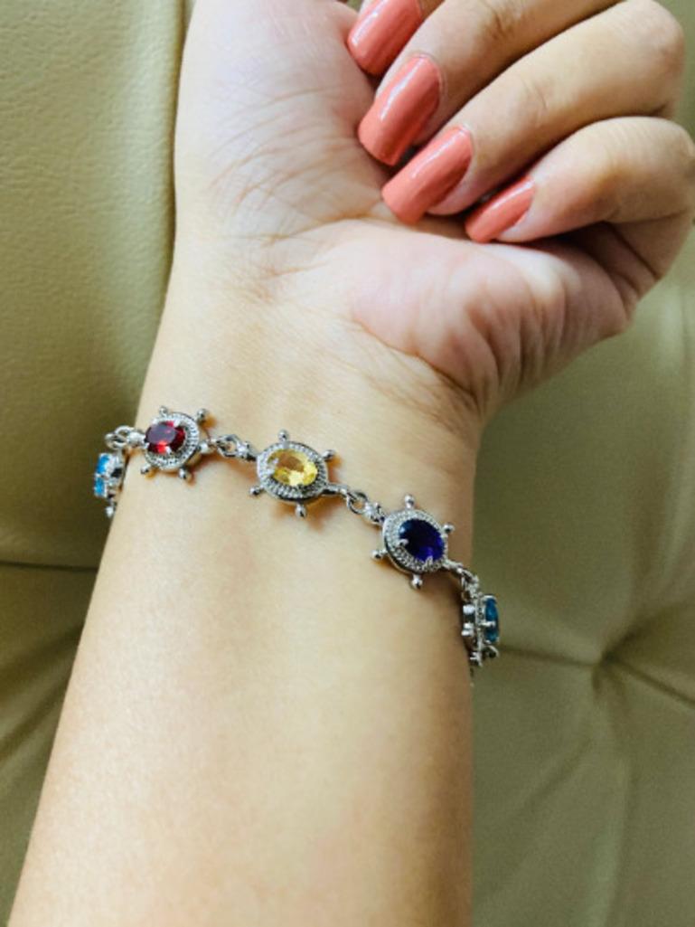 9 Carat Multi Gemstone Link Bracelet Gift for Mom Jewelry in 925 Sterling Silver In New Condition For Sale In New York, NY