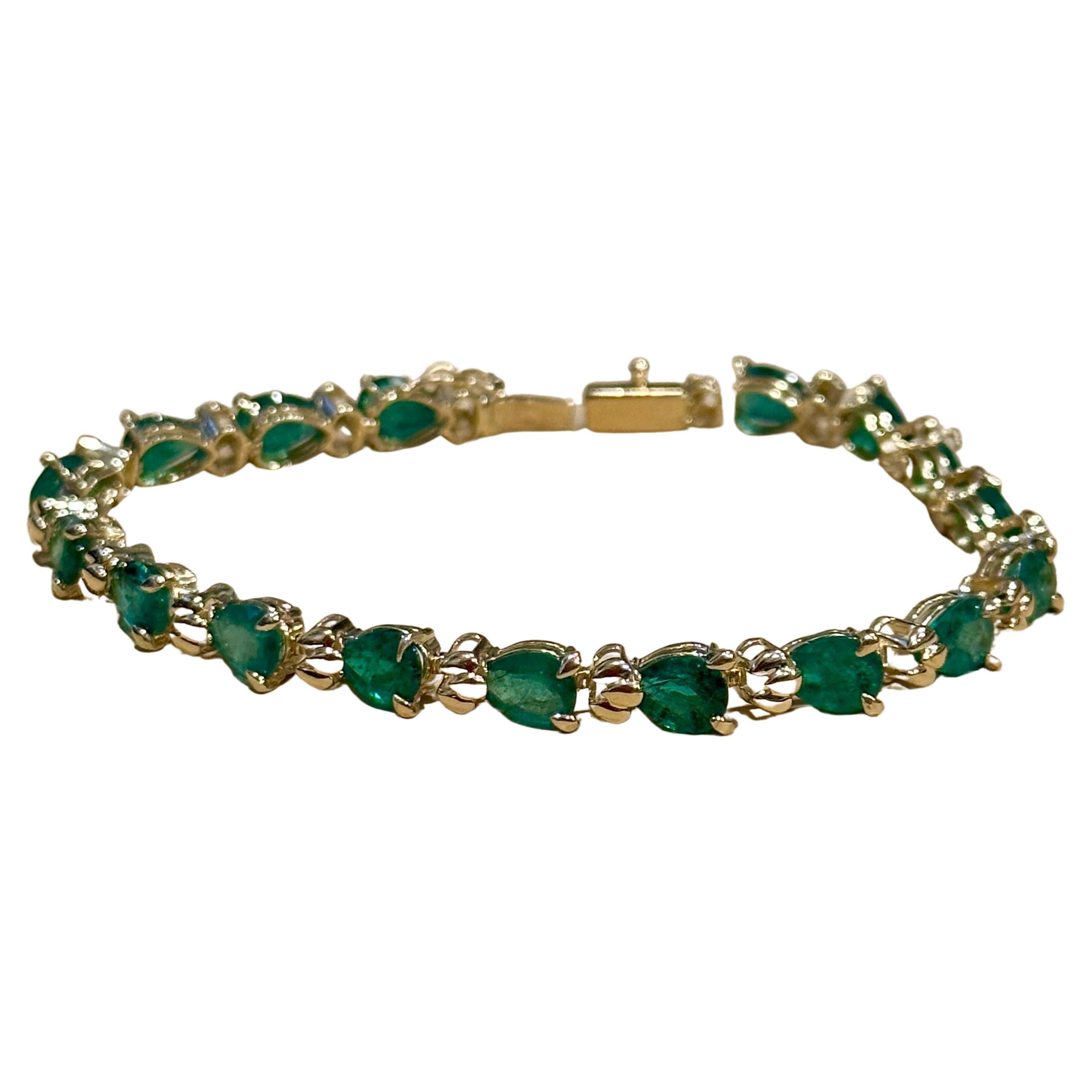 9 Carat Natural Brazil Emerald  Tennis Bracelet 14 Karat Yellow Gold 7 " For Sale