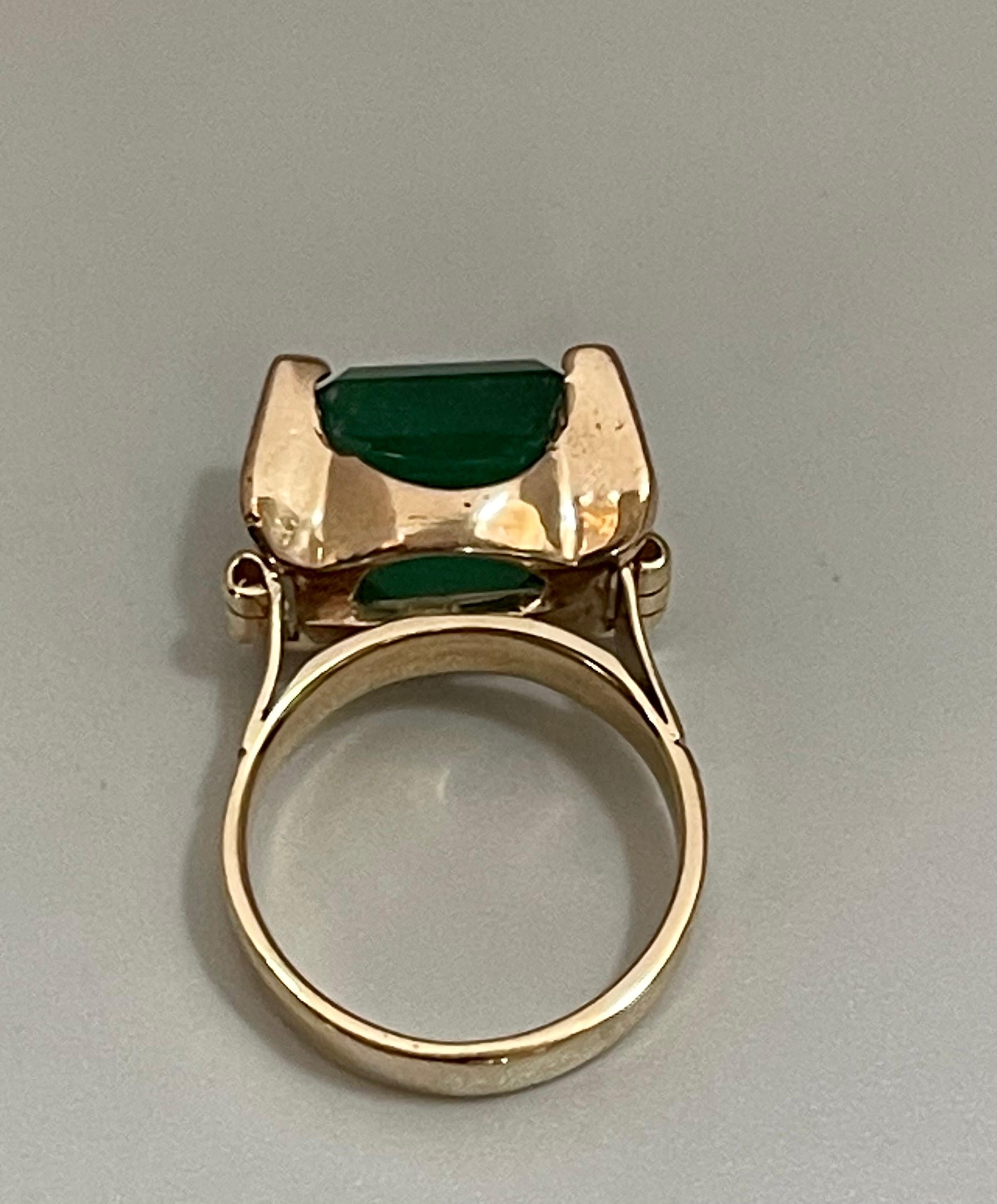 9 Karat natürlicher sambischer Smaragd im Smaragdschliff 14 Karat Gelbgold Unisex-Ring 10