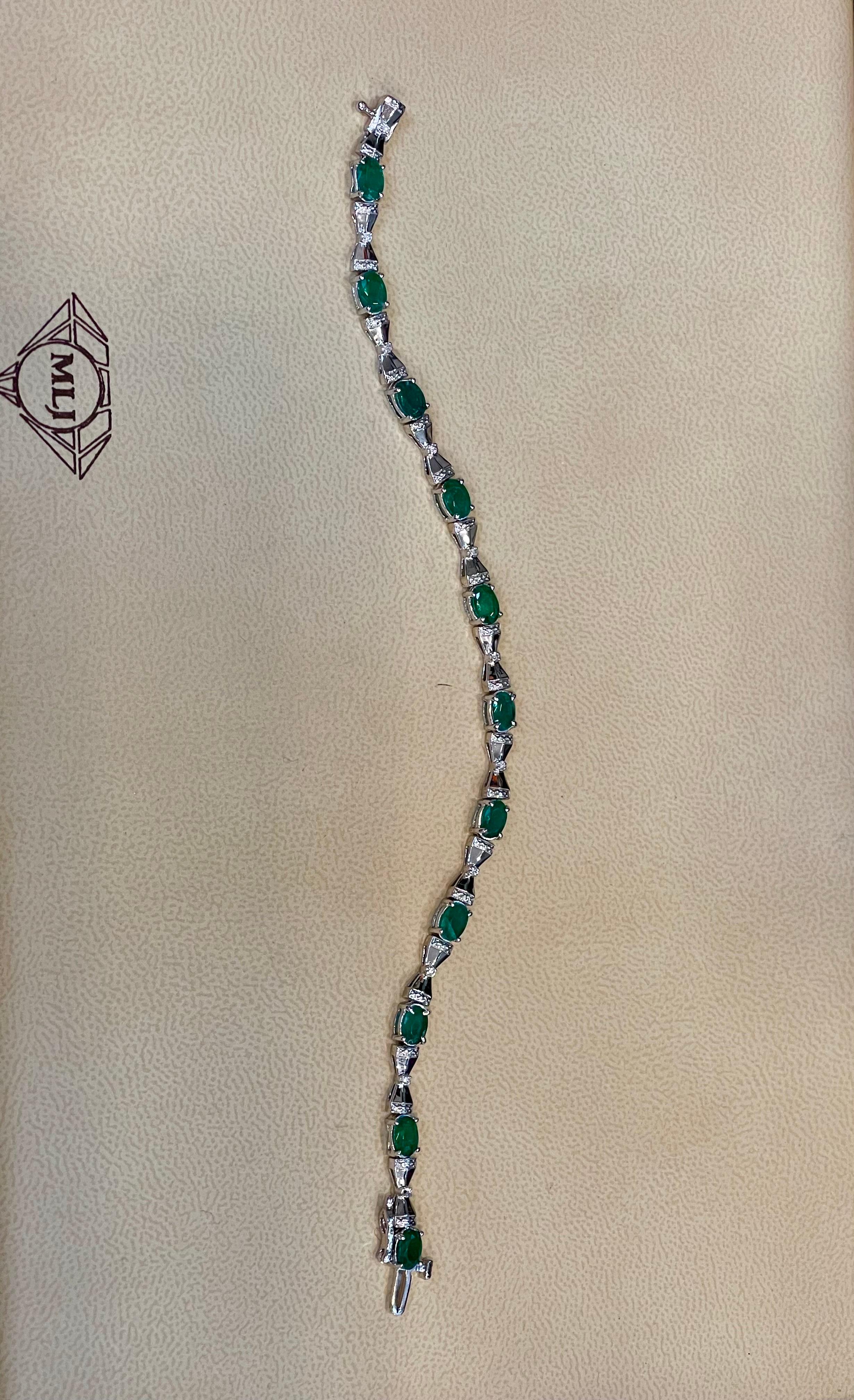 9 Carat Natural Emerald & Diamond Cocktail Tennis Bracelet 14 Karat White Gold For Sale 2