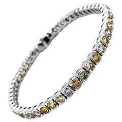 9 Karat natürliche Fancy Color Diamanten Tennisarmband 18 Karat Weißgold
