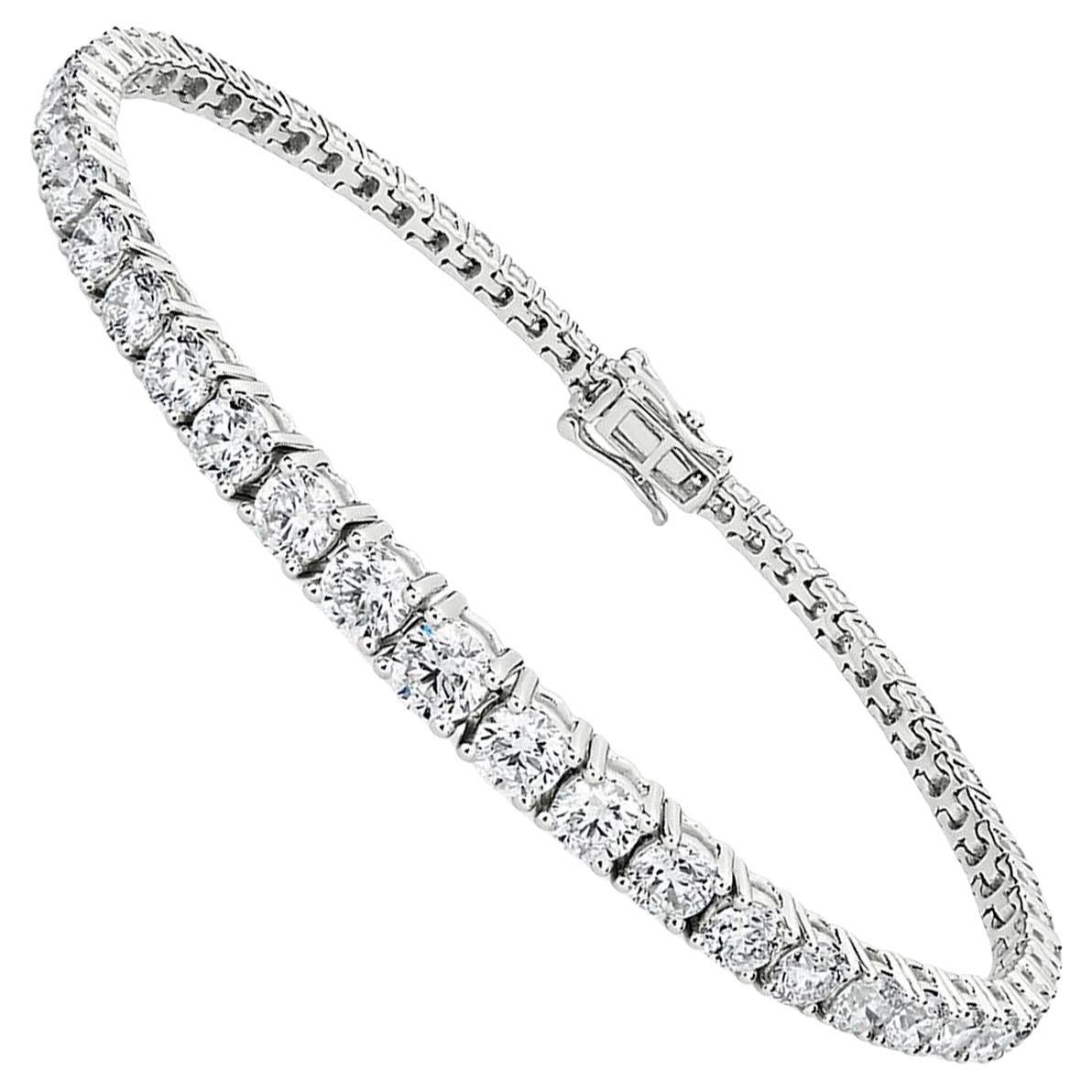 9 Carat Natural Round Cut Diamond Tennis Bracelet 4-Prong VVS1 18K White Gold en venta