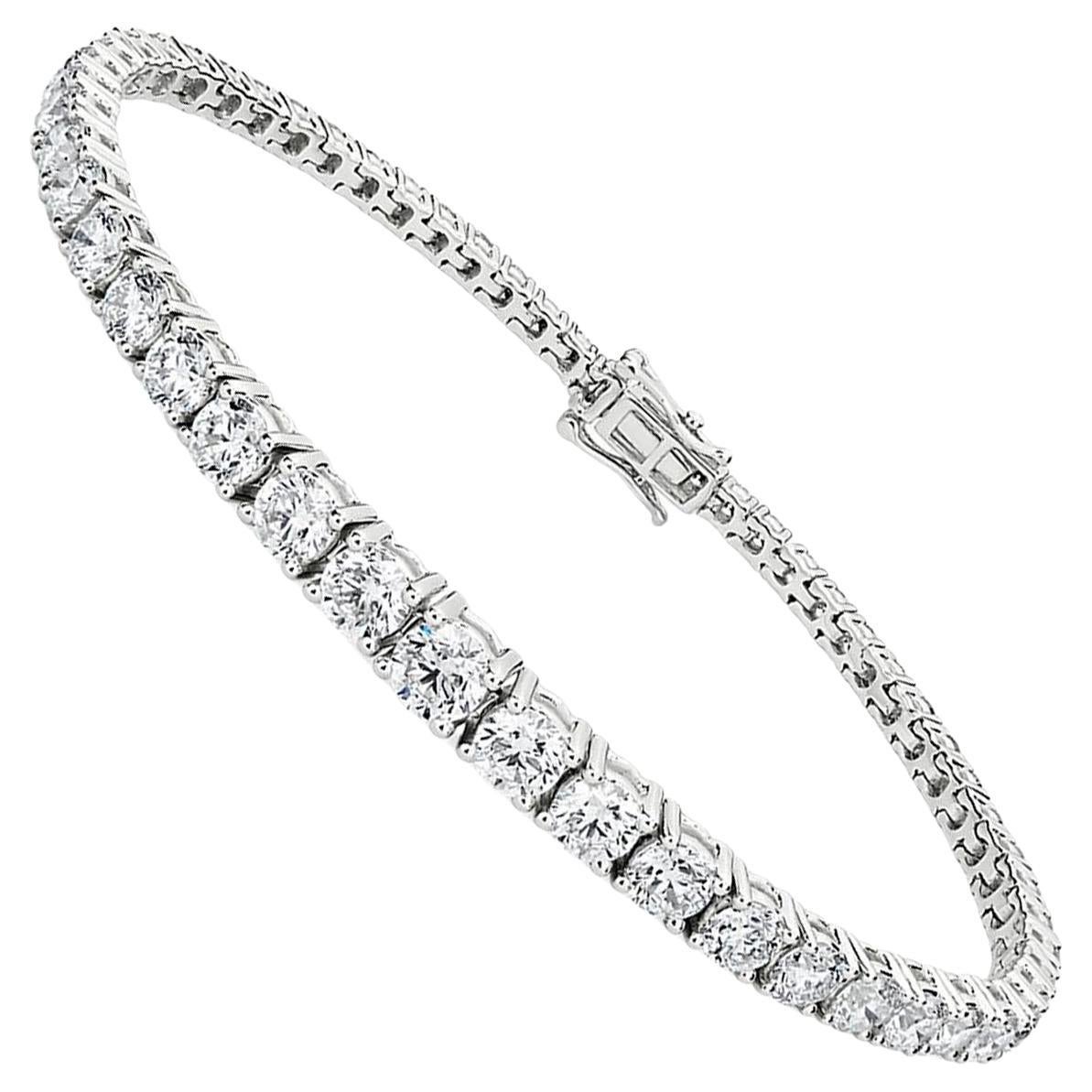 Bracelet tennis à 4 griffes en or blanc 18 carats avec diamants ronds naturels de 9 carats VVS1