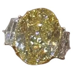 Yellow Diamond Engagement Rings