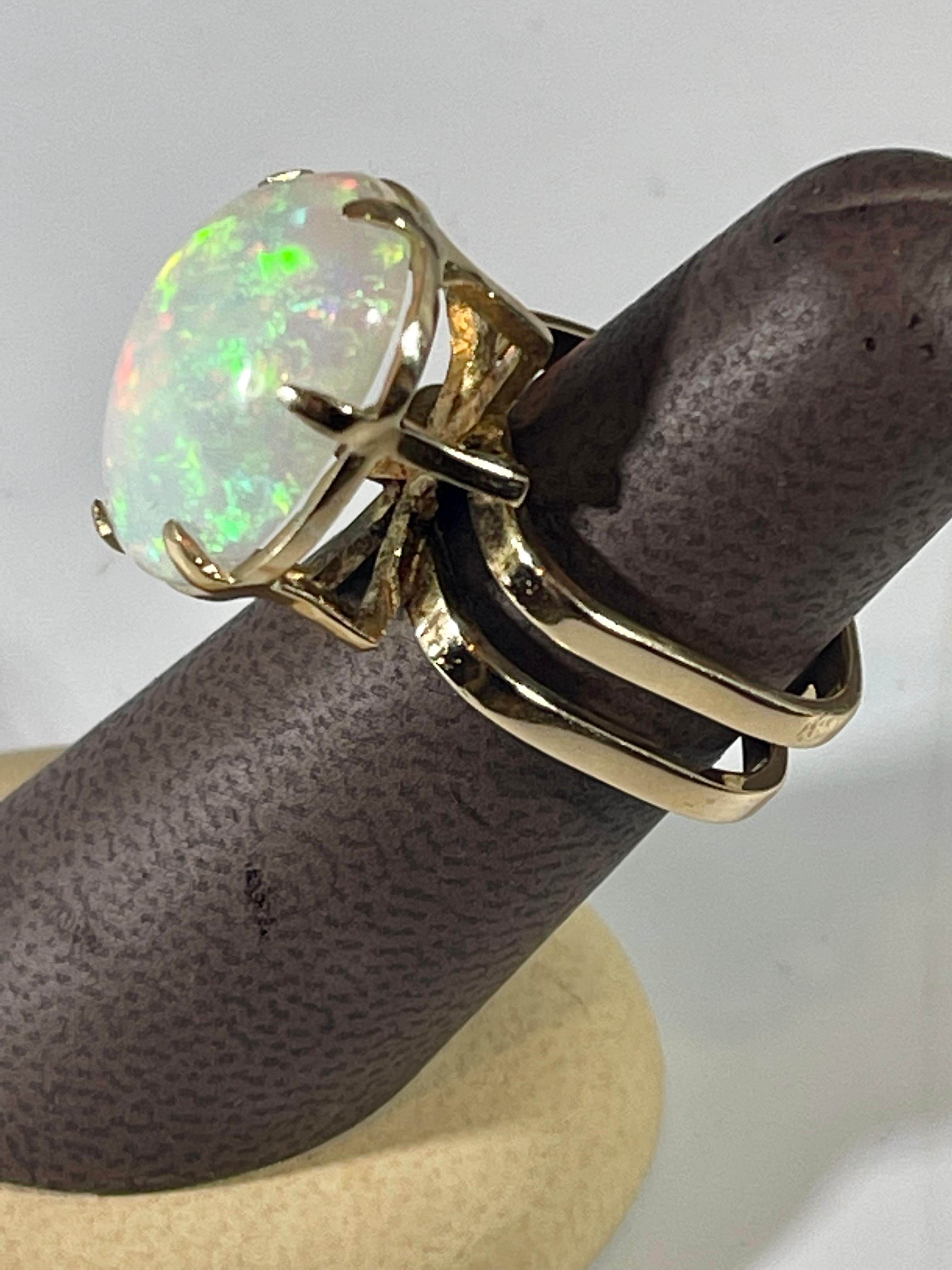 12 Carat Oval Shape Ethiopian Opal Cocktail Ring 14 Karat Yellow Gold For Sale 3