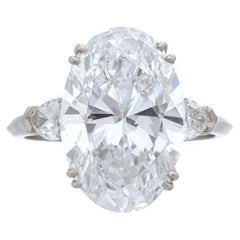 9 Carat Oval Statement Brilliant White / G color VVS 14K White Gold