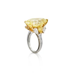 9 Carat pear Brilliant Statement Fancy Yellow 14K White Gold