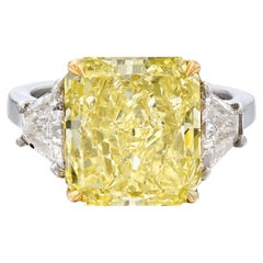 9 Carat radiant Brilliant Statement Fancy Yellow 14K White Gold Diamond Ring