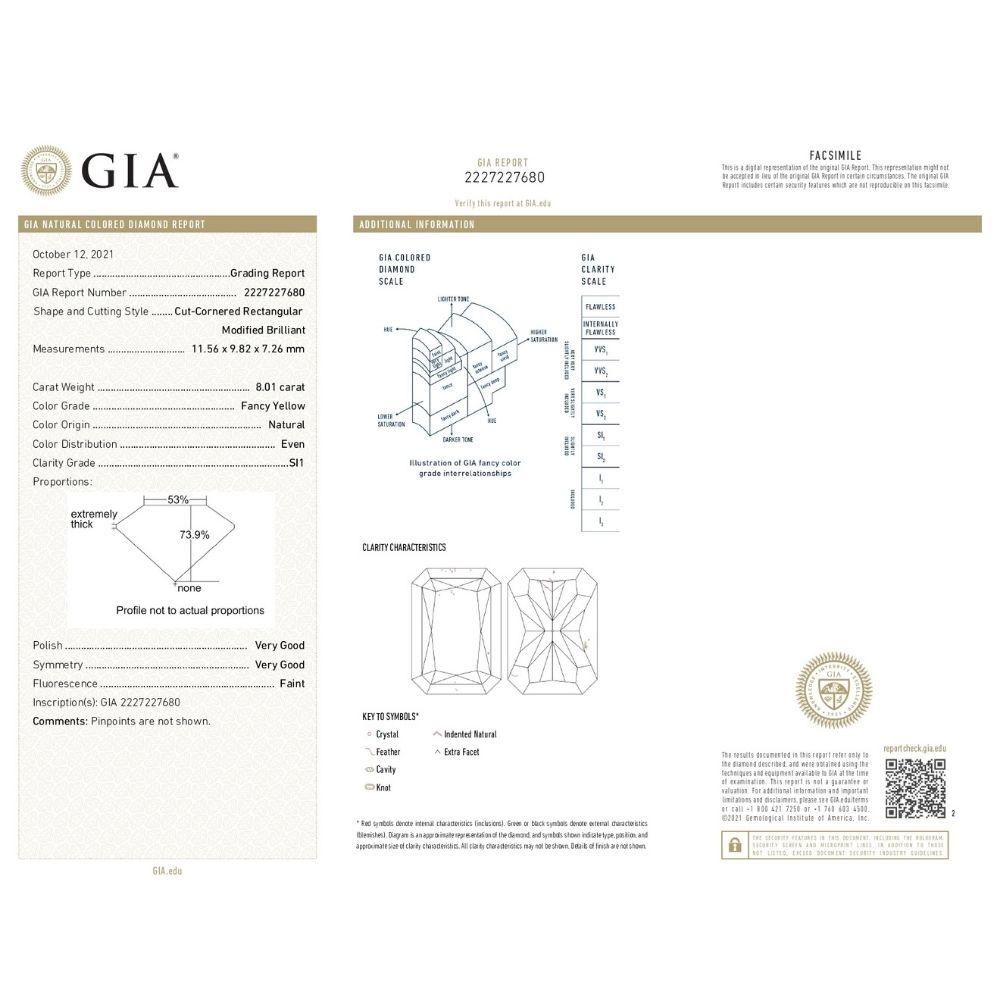 Anillo de compromiso de diamantes talla radiante de 9 quilates certificado GIA FY SI1 en Nuevo estado para la venta en New York, NY