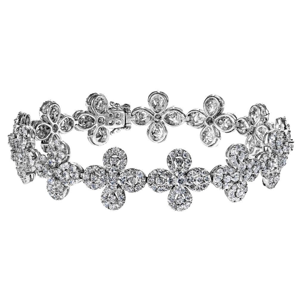 9 Carat Round Brilliant Diamond Floral Design Bracelet Certified For Sale