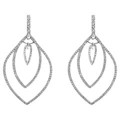 Boucles d'oreilles pendantes en diamants ronds et brillants de 9 carats certifiés