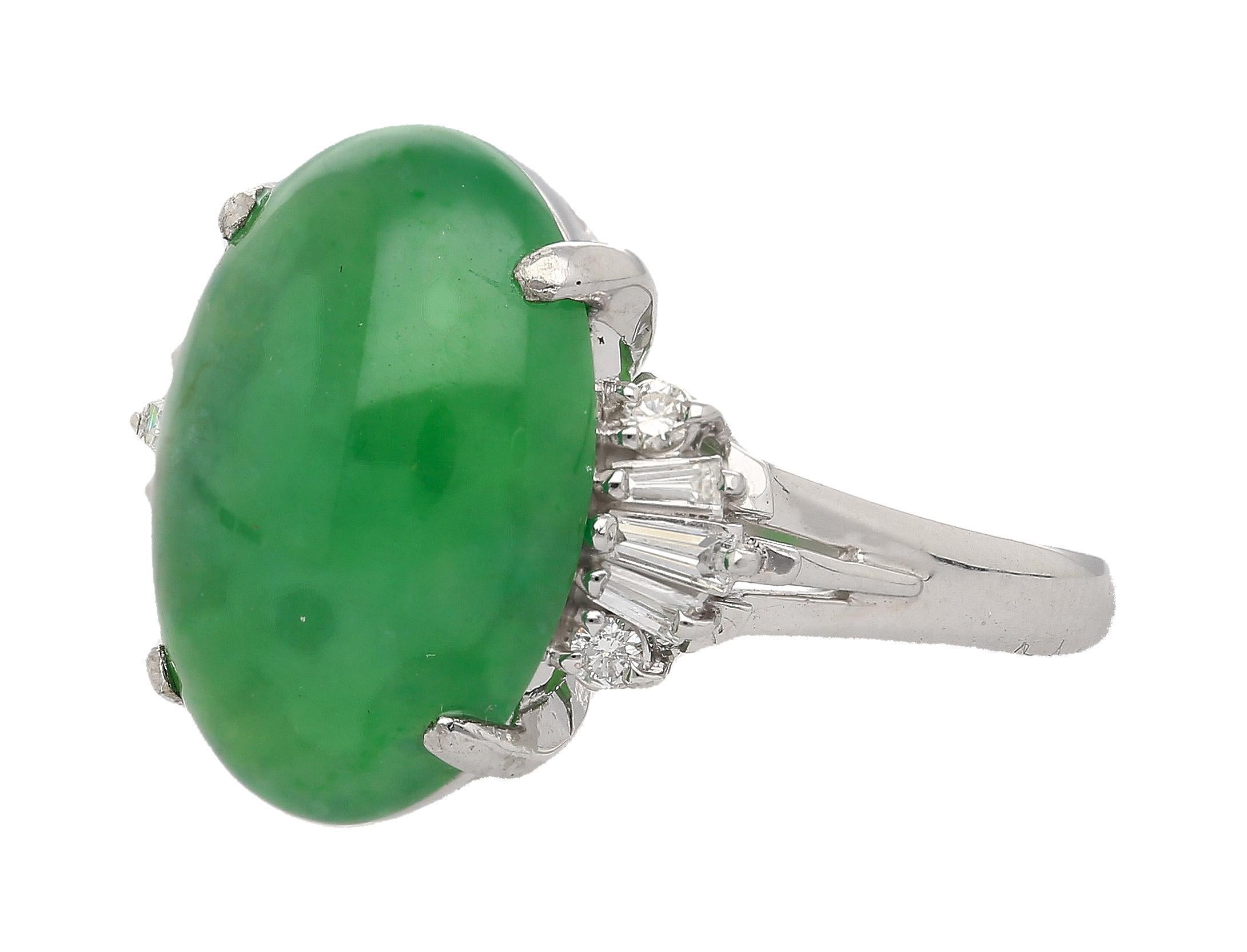Retro 9 Carat Untreated Jadeite Jade Fei Cui and Diamond Platinum Ring HK Certified For Sale