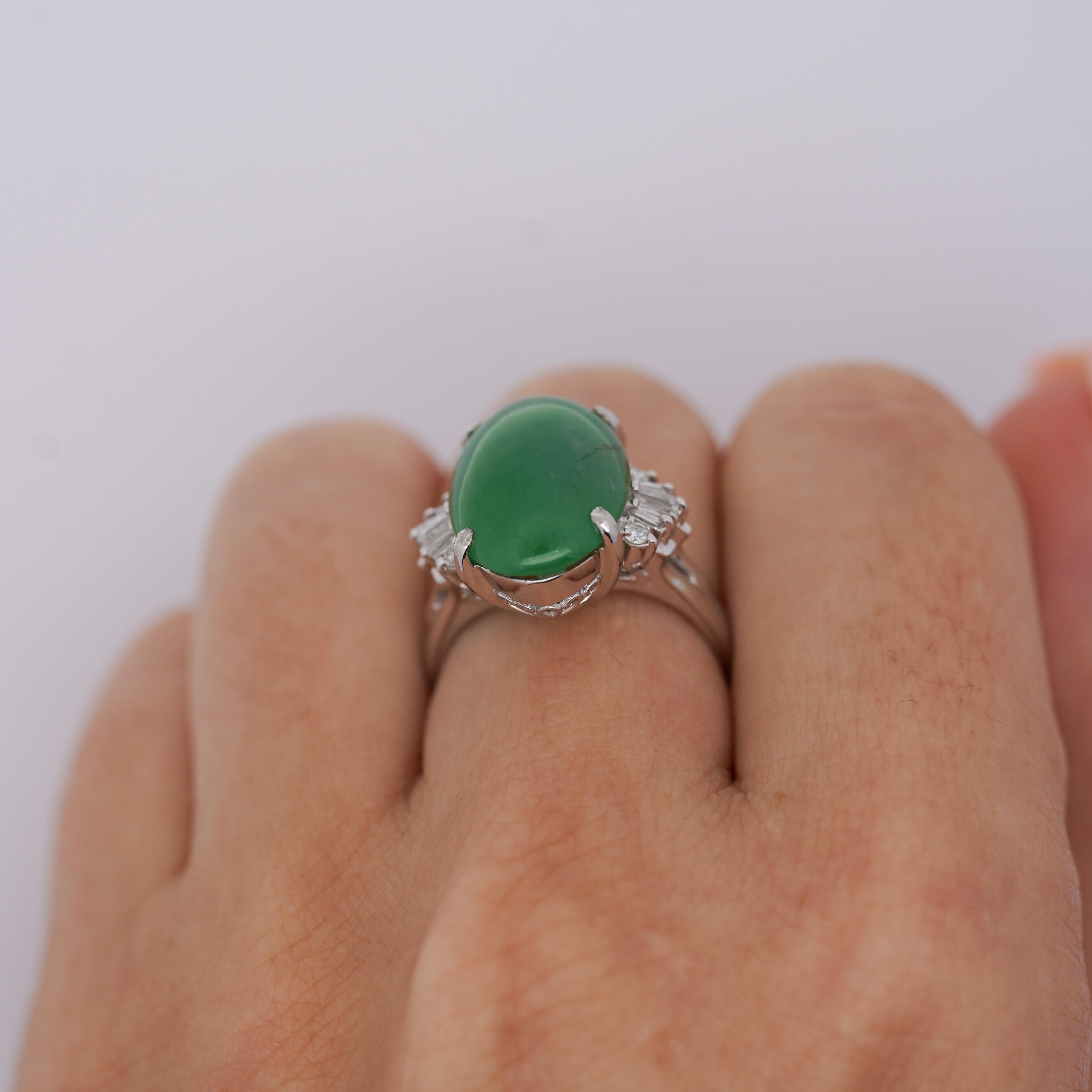 9 Carat Untreated Jadeite Jade Fei Cui and Diamond Platinum Ring HK Certified For Sale 2