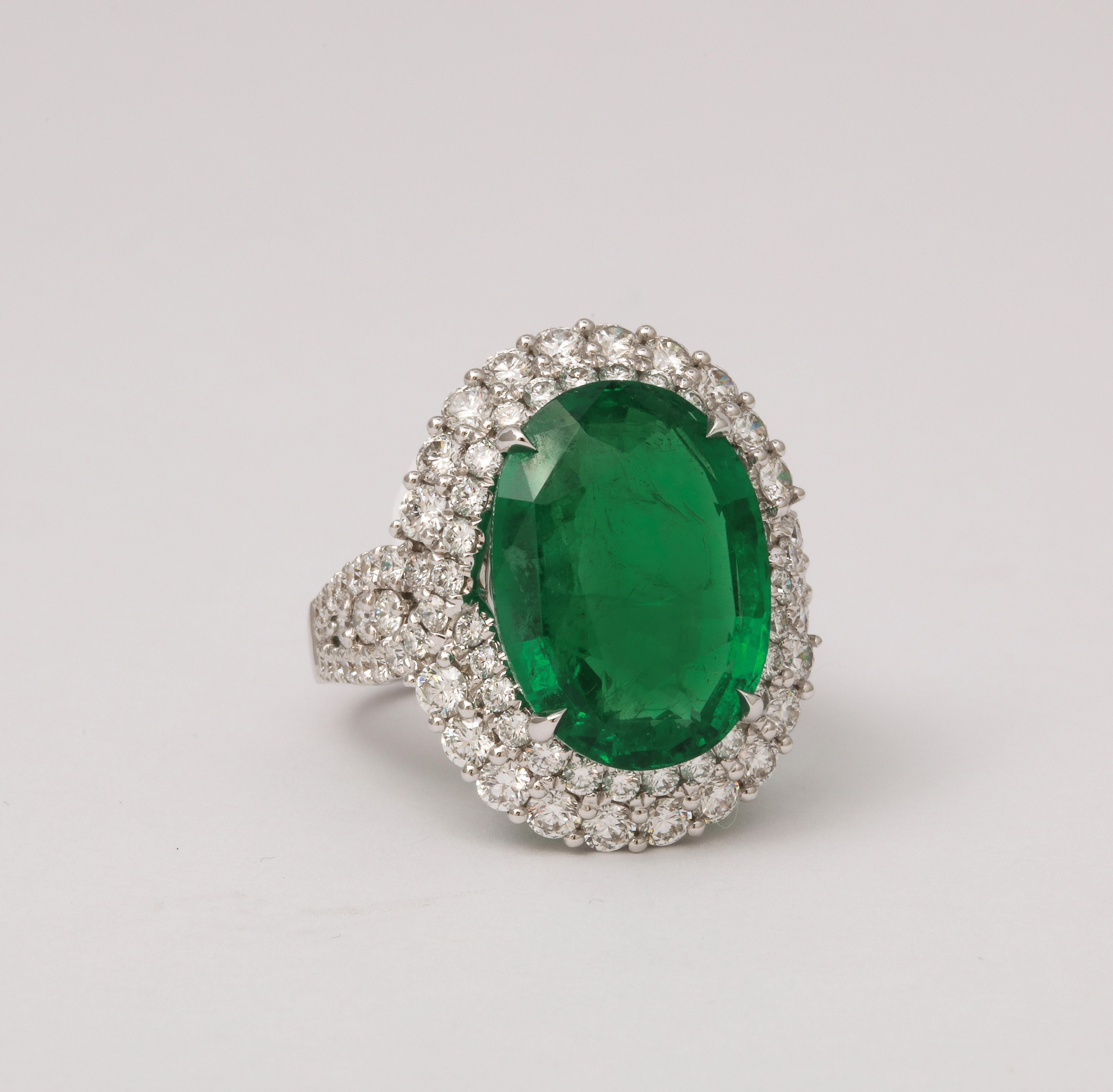 9 carat emerald