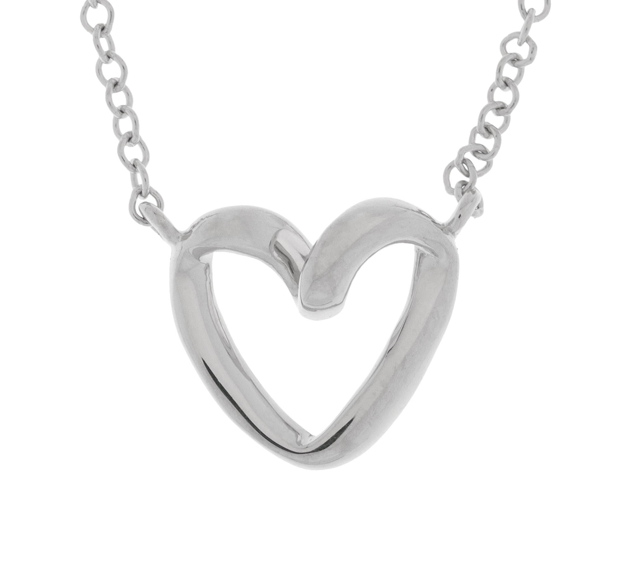 DESCRIPTION
Make a romantic gesture with this fabulous white gold heart pendant and earrings jewellery set. The perfect gift for Christmas, Valentines or simply a birthday treat.

Signed Florelli

Both the pendant and earrings feature an evocative